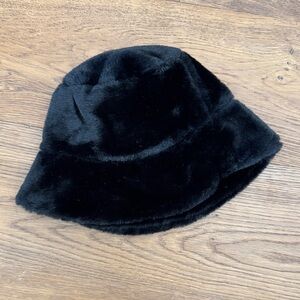 Faux Fur Bucket Hat -